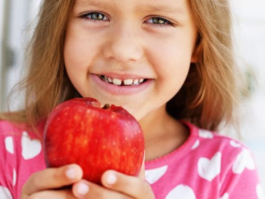 Diastema dentale nei bambini: cause e soluzioni