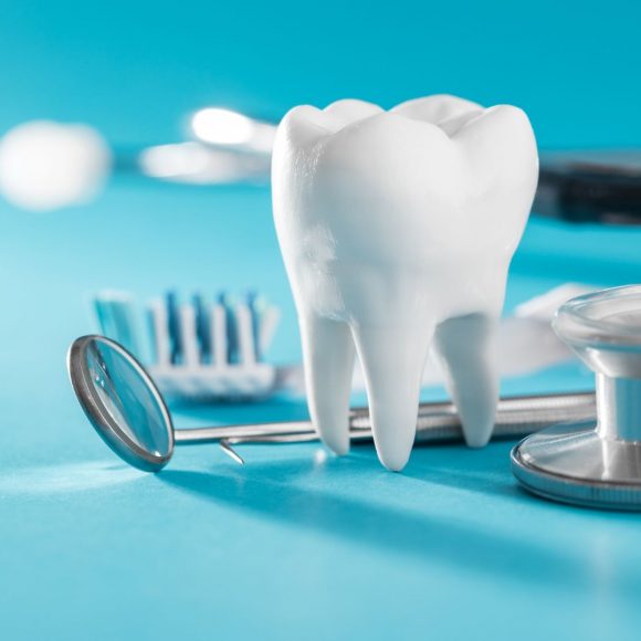 Come affrontare l’estrazione dentale: consigli utili