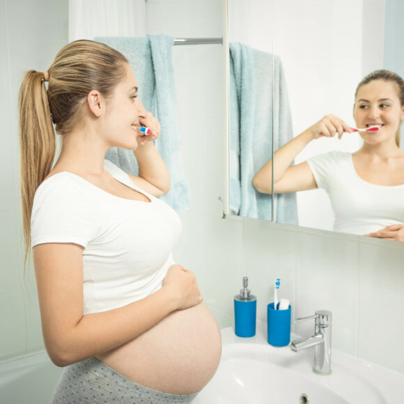 Igiene orale in gravidanza: Consigli e precauzioni