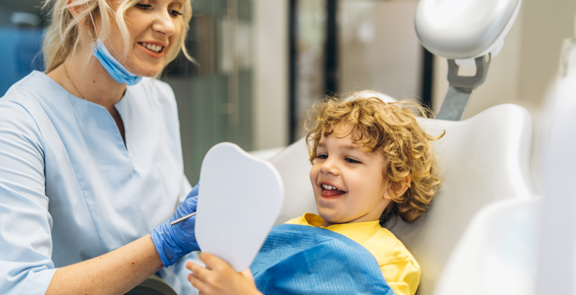 Back to school: come preparare i bambini alla visita dentistica