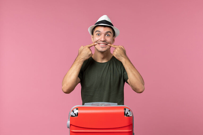 Igiene orale in vacanza: 10 consigli per mantenere il sorriso sano Igiene orale in vacanza: 10 consigli per mantenere il sorriso sano